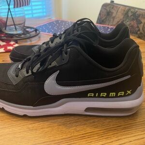 Nike Air Max Black and Gray Sneakers